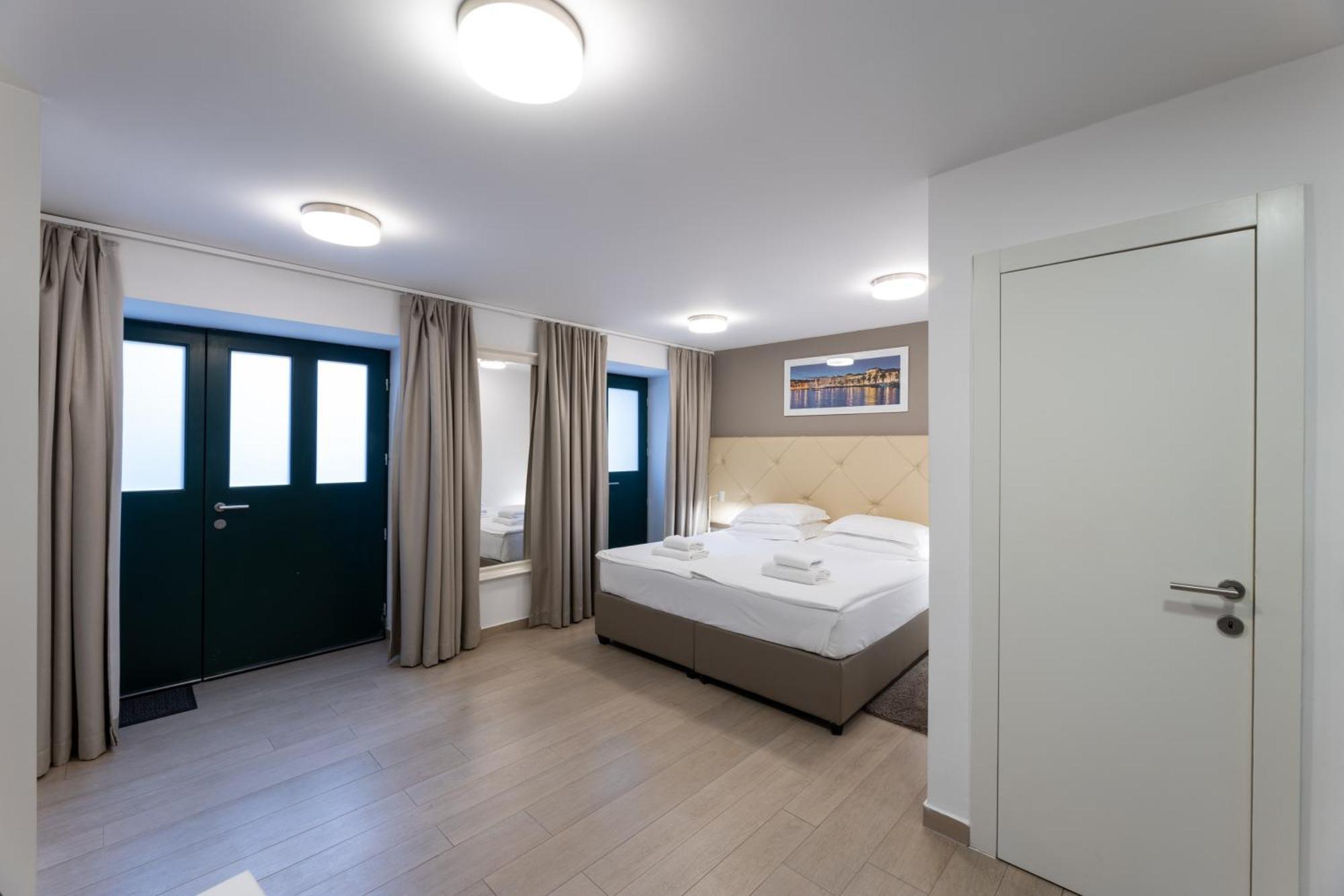 Apartments Korta سبليت الغرفة الصورة