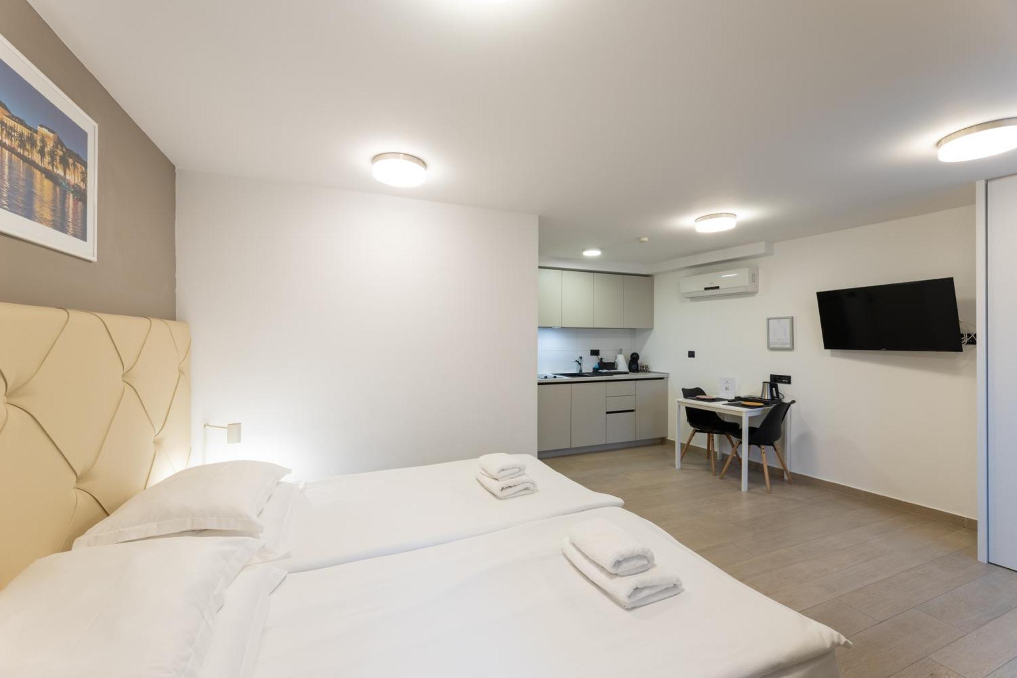 Apartments Korta سبليت الغرفة الصورة